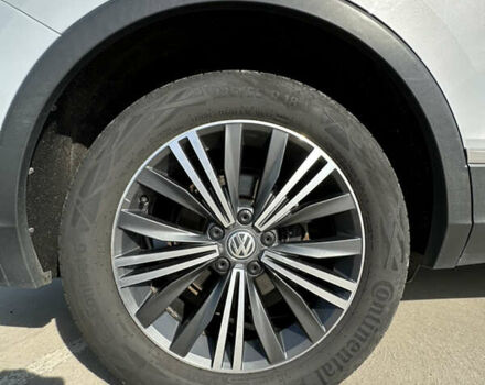 Белый Фольксваген Тигуан, объемом двигателя 2 л и пробегом 67 тыс. км за 26500 $, фото 19 на Automoto.ua