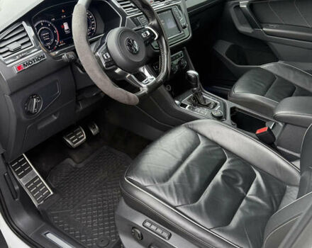 Белый Фольксваген Тигуан, объемом двигателя 1.97 л и пробегом 278 тыс. км за 25500 $, фото 25 на Automoto.ua