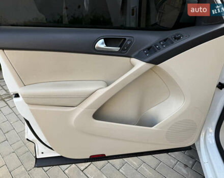 Белый Фольксваген Тигуан, объемом двигателя 1.98 л и пробегом 108 тыс. км за 14500 $, фото 11 на Automoto.ua