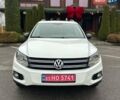 Белый Фольксваген Тигуан, объемом двигателя 2 л и пробегом 230 тыс. км за 14300 $, фото 1 на Automoto.ua