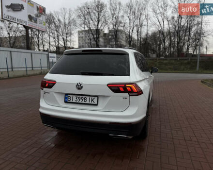 Білий Фольксваген Тігуан, об'ємом двигуна 1.98 л та пробігом 163 тис. км за 17500 $, фото 39 на Automoto.ua