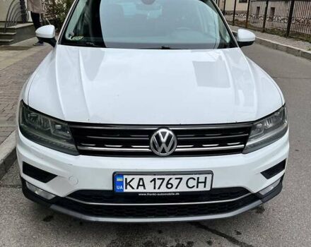 Белый Фольксваген Тигуан, объемом двигателя 1.97 л и пробегом 355 тыс. км за 19000 $, фото 1 на Automoto.ua