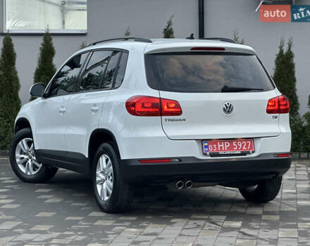 Белый Фольксваген Тигуан, объемом двигателя 2 л и пробегом 176 тыс. км за 12650 $, фото 22 на Automoto.ua