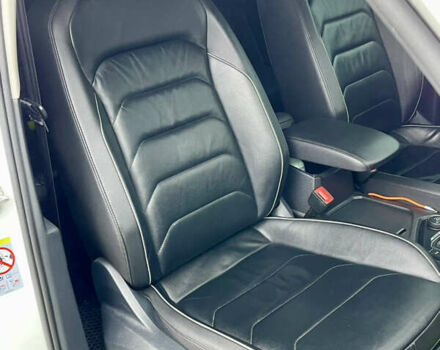 Белый Фольксваген Тигуан, объемом двигателя 2 л и пробегом 210 тыс. км за 23999 $, фото 60 на Automoto.ua