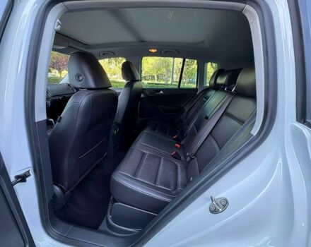 Белый Фольксваген Тигуан, объемом двигателя 2 л и пробегом 58 тыс. км за 7600 $, фото 10 на Automoto.ua