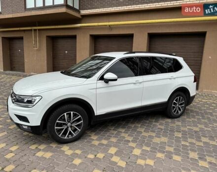 Білий Фольксваген Тігуан, об'ємом двигуна 1.98 л та пробігом 163 тис. км за 17799 $, фото 4 на Automoto.ua