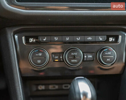 Білий Фольксваген Тігуан, об'ємом двигуна 2 л та пробігом 169 тис. км за 20900 $, фото 29 на Automoto.ua