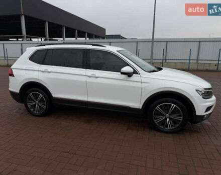 Білий Фольксваген Тігуан, об'ємом двигуна 1.98 л та пробігом 163 тис. км за 17500 $, фото 55 на Automoto.ua
