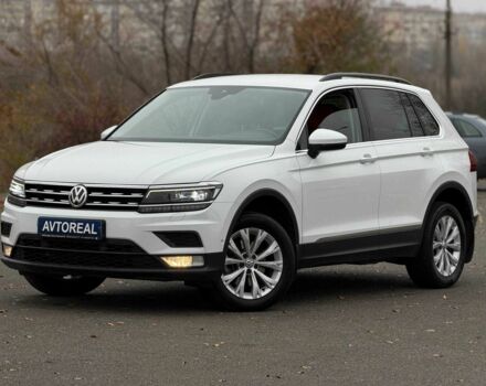 Белый Фольксваген Тигуан, объемом двигателя 2 л и пробегом 71 тыс. км за 25000 $, фото 1 на Automoto.ua