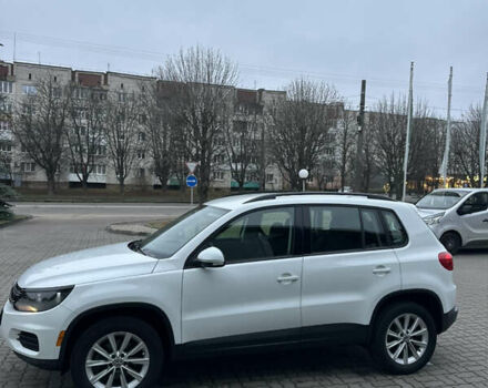Белый Фольксваген Тигуан, объемом двигателя 1.98 л и пробегом 197 тыс. км за 11900 $, фото 3 на Automoto.ua
