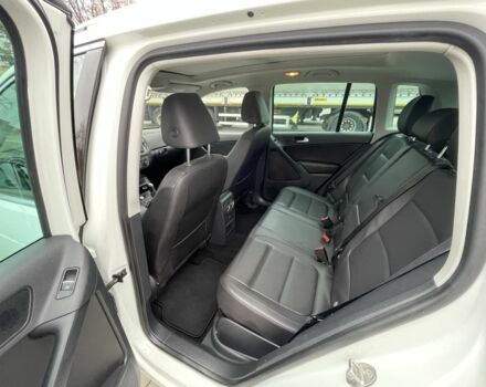 Белый Фольксваген Тигуан, объемом двигателя 2 л и пробегом 113 тыс. км за 13900 $, фото 13 на Automoto.ua