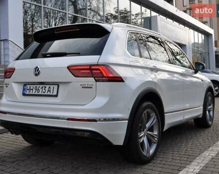Белый Фольксваген Тигуан, объемом двигателя 1.98 л и пробегом 54 тыс. км за 27700 $, фото 9 на Automoto.ua