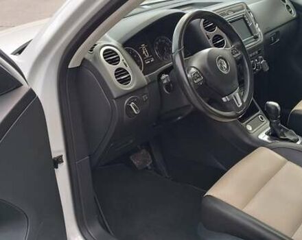 Белый Фольксваген Тигуан, объемом двигателя 2 л и пробегом 228 тыс. км за 13850 $, фото 31 на Automoto.ua