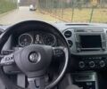 Білий Фольксваген Тігуан, об'ємом двигуна 2 л та пробігом 175 тис. км за 12550 $, фото 2 на Automoto.ua