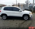 Белый Фольксваген Тигуан, объемом двигателя 2 л и пробегом 174 тыс. км за 15000 $, фото 1 на Automoto.ua