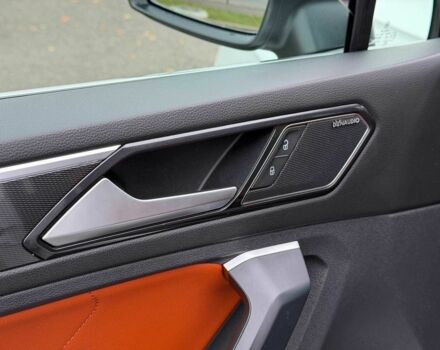 Белый Фольксваген Тигуан, объемом двигателя 2 л и пробегом 71 тыс. км за 25000 $, фото 16 на Automoto.ua