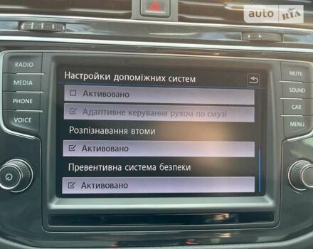 Білий Фольксваген Тігуан, об'ємом двигуна 2 л та пробігом 211 тис. км за 25800 $, фото 105 на Automoto.ua