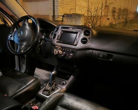 Белый Фольксваген Тигуан, объемом двигателя 1.98 л и пробегом 145 тыс. км за 14200 $, фото 75 на Automoto.ua