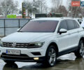 Белый Фольксваген Тигуан, объемом двигателя 2 л и пробегом 210 тыс. км за 23999 $, фото 5 на Automoto.ua
