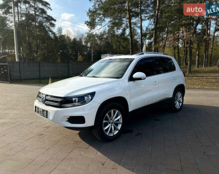 Белый Фольксваген Тигуан, объемом двигателя 2 л и пробегом 190 тыс. км за 11999 $, фото 2 на Automoto.ua