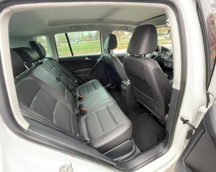 Белый Фольксваген Тигуан, объемом двигателя 2 л и пробегом 113 тыс. км за 13900 $, фото 14 на Automoto.ua