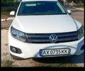 Білий Фольксваген Тігуан, об'ємом двигуна 2 л та пробігом 98 тис. км за 7000 $, фото 1 на Automoto.ua