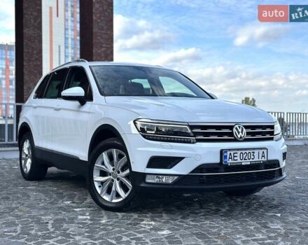 Фольксваген Тигуан 2017 в Днепре (Днепропетровске) на Automoto.ua Белый Фольксваген Тигуан, объемом двигателя 1.98 л и пробегом 88 тыс. км за 24900 $, фото 5 на Automoto.ua