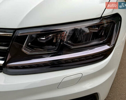 Белый Фольксваген Тигуан, объемом двигателя 1.98 л и пробегом 200 тыс. км за 21950 $, фото 36 на Automoto.ua