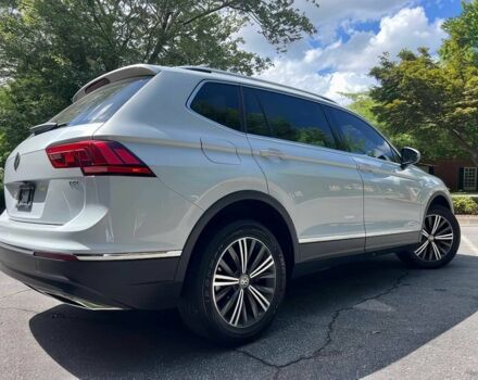 Белый Фольксваген Тигуан, объемом двигателя 2 л и пробегом 35 тыс. км за 13000 $, фото 3 на Automoto.ua