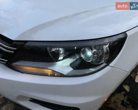 Белый Фольксваген Тигуан, объемом двигателя 1.98 л и пробегом 135 тыс. км за 12899 $, фото 8 на Automoto.ua