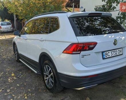Белый Фольксваген Тигуан, объемом двигателя 2 л и пробегом 106 тыс. км за 22700 $, фото 3 на Automoto.ua