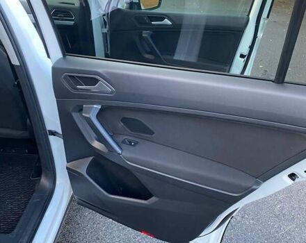 Белый Фольксваген Тигуан, объемом двигателя 0 л и пробегом 117 тыс. км за 17800 $, фото 10 на Automoto.ua