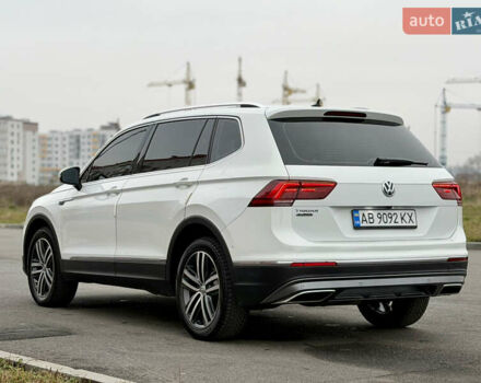 Білий Фольксваген Тігуан, об'ємом двигуна 2 л та пробігом 66 тис. км за 30999 $, фото 19 на Automoto.ua