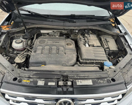 Білий Фольксваген Тігуан, об'ємом двигуна 1.97 л та пробігом 150 тис. км за 33500 $, фото 10 на Automoto.ua