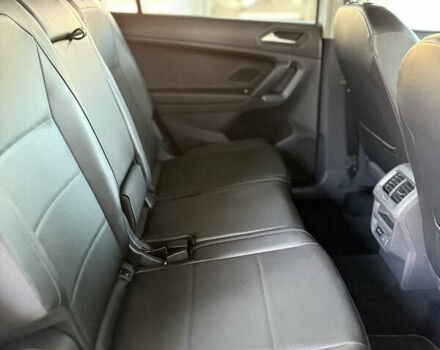 Белый Фольксваген Тигуан, объемом двигателя 2 л и пробегом 117 тыс. км за 17999 $, фото 8 на Automoto.ua