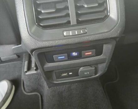 Белый Фольксваген Тигуан, объемом двигателя 2 л и пробегом 102 тыс. км за 25500 $, фото 21 на Automoto.ua