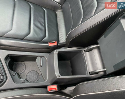 Білий Фольксваген Тігуан, об'ємом двигуна 2 л та пробігом 182 тис. км за 31600 $, фото 54 на Automoto.ua