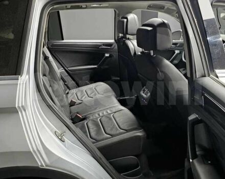 Белый Фольксваген Тигуан, объемом двигателя 2 л и пробегом 57 тыс. км за 16200 $, фото 13 на Automoto.ua