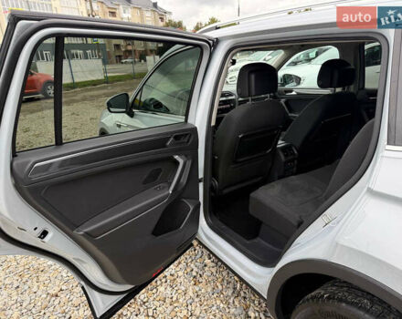 Білий Фольксваген Тігуан, об'ємом двигуна 1.97 л та пробігом 229 тис. км за 24950 $, фото 27 на Automoto.ua