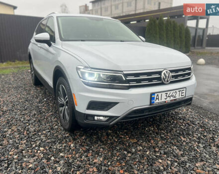 Белый Фольксваген Тигуан, объемом двигателя 1.98 л и пробегом 83 тыс. км за 23500 $, фото 7 на Automoto.ua