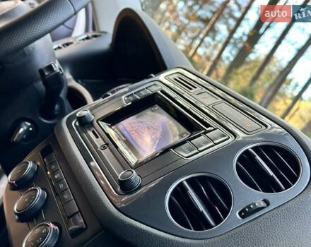 Белый Фольксваген Тигуан, объемом двигателя 1.98 л и пробегом 135 тыс. км за 12899 $, фото 45 на Automoto.ua