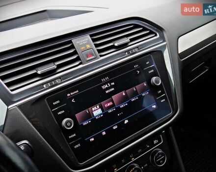 Білий Фольксваген Тігуан, об'ємом двигуна 2 л та пробігом 110 тис. км за 17800 $, фото 13 на Automoto.ua