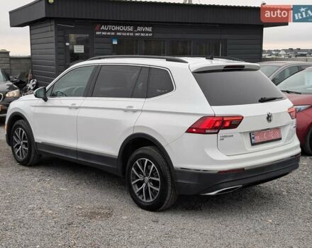 Білий Фольксваген Тігуан, об'ємом двигуна 1.98 л та пробігом 123 тис. км за 17550 $, фото 16 на Automoto.ua