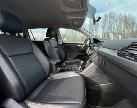 Белый Фольксваген Тигуан, объемом двигателя 2 л и пробегом 115 тыс. км за 17900 $, фото 15 на Automoto.ua