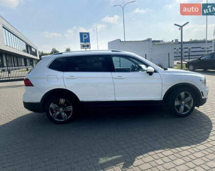 Білий Фольксваген Тігуан, об'ємом двигуна 1.98 л та пробігом 124 тис. км за 26300 $, фото 7 на Automoto.ua