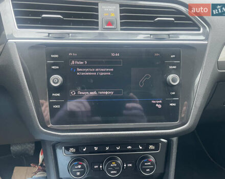 Белый Фольксваген Тигуан, объемом двигателя 1.98 л и пробегом 129 тыс. км за 17950 $, фото 34 на Automoto.ua