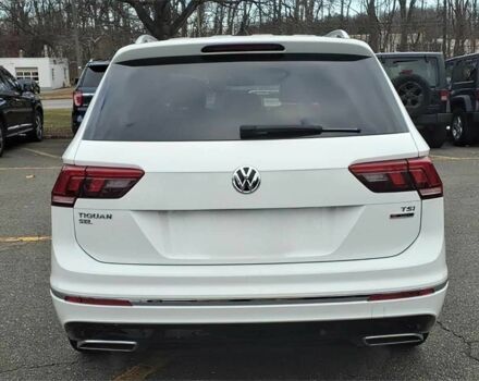 Белый Фольксваген Тигуан, объемом двигателя 2 л и пробегом 46 тыс. км за 8000 $, фото 4 на Automoto.ua