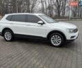 Белый Фольксваген Тигуан, объемом двигателя 2 л и пробегом 160 тыс. км за 18300 $, фото 2 на Automoto.ua