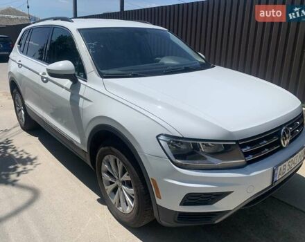 Білий Фольксваген Тігуан, об'ємом двигуна 1.98 л та пробігом 77 тис. км за 19999 $, фото 5 на Automoto.ua