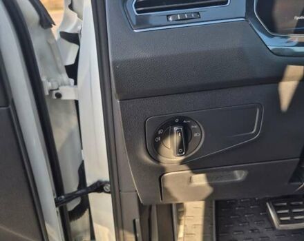 Белый Фольксваген Тигуан, объемом двигателя 1.98 л и пробегом 160 тыс. км за 29000 $, фото 14 на Automoto.ua